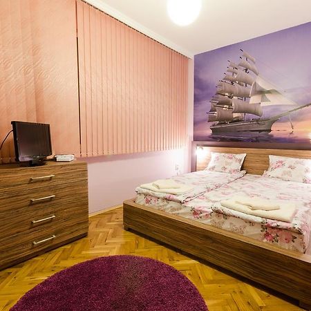 Sea Garden Plaza Apartment - Free Parking Burgas Exterior photo