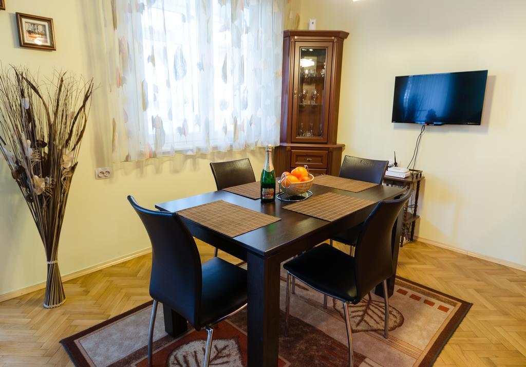 Sea Garden Plaza Apartment - Free Parking Burgas Exterior photo